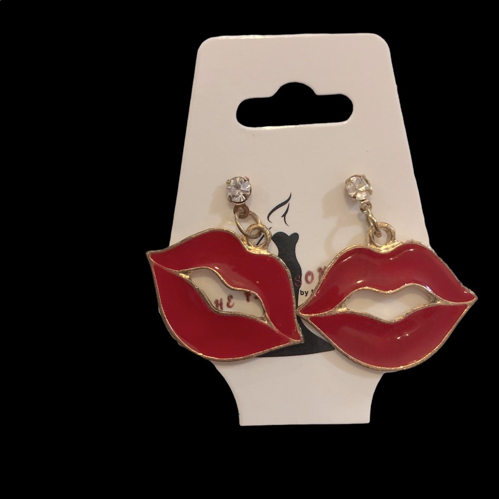 RED WITH GOLD LIP EARRINGS